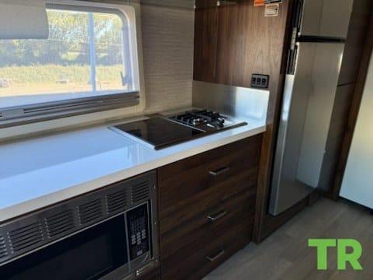 Used 2023 Winnebago View 24d