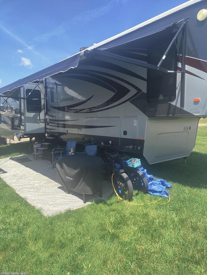 Used 2014 Heartland Landmark San Antonio