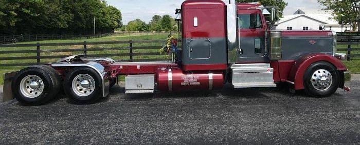 Used 2023 Peterbilt 389