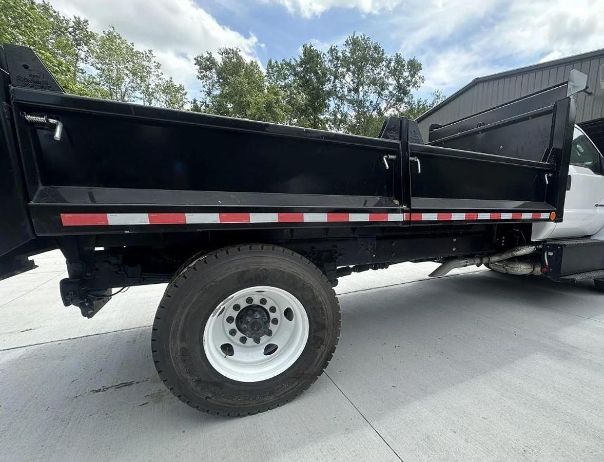 Used 2025 FORD F650 Super Duty Dump Truck