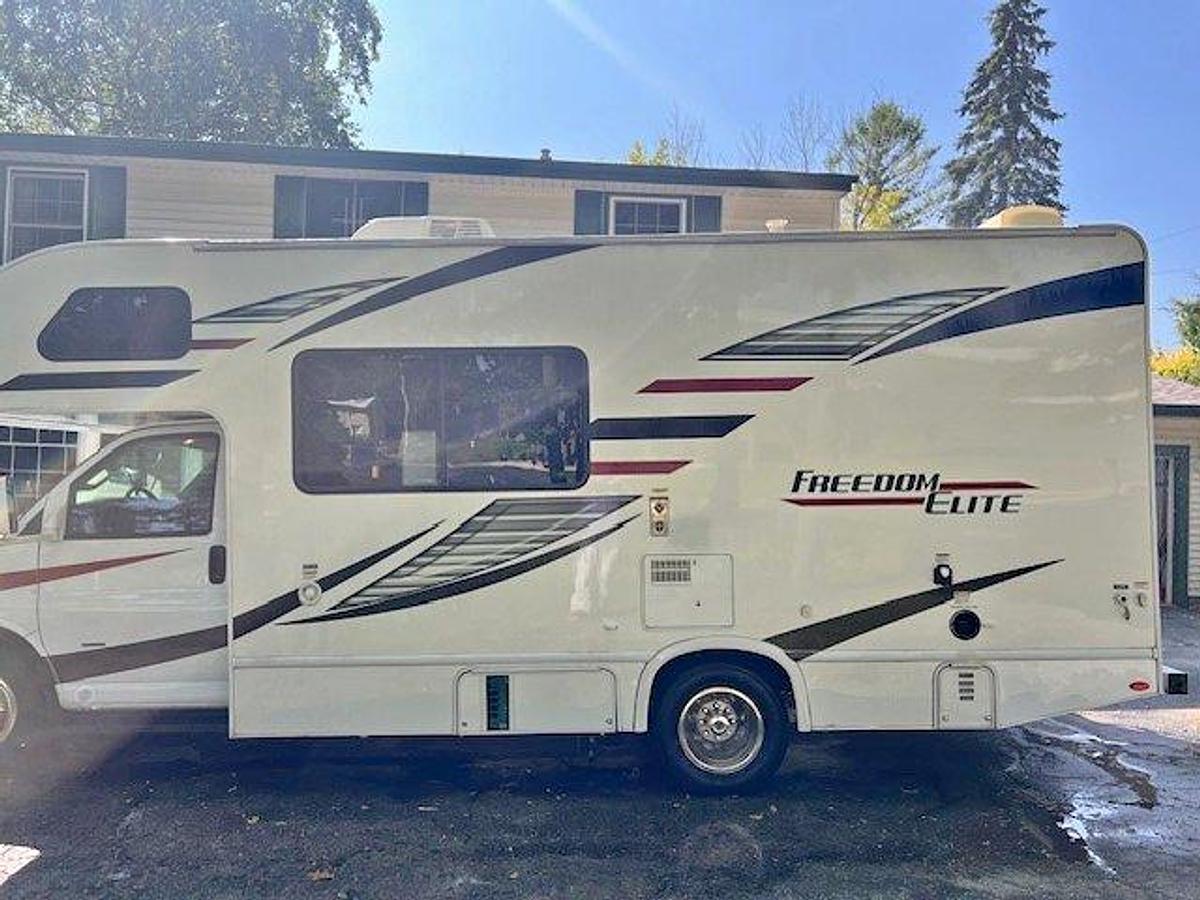 Used 2020 Thor Motor Coach Freedom Elite 22HE Class C Motorhome