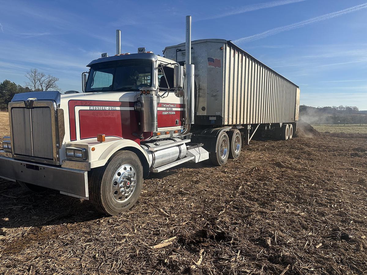 Used 2021 Western Star 4964 Day Cab