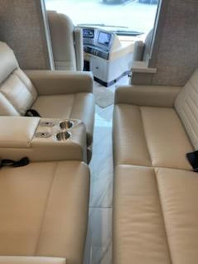 Used 2024 Tiffin Phaeton 40IH Class A Motorhome