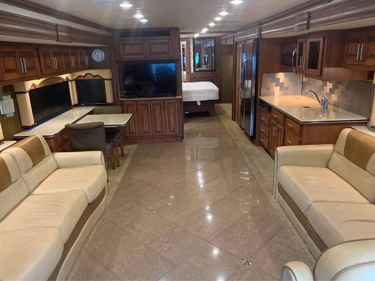 Used 2012 Fleetwood Discovery 42M Class A Motorhome
