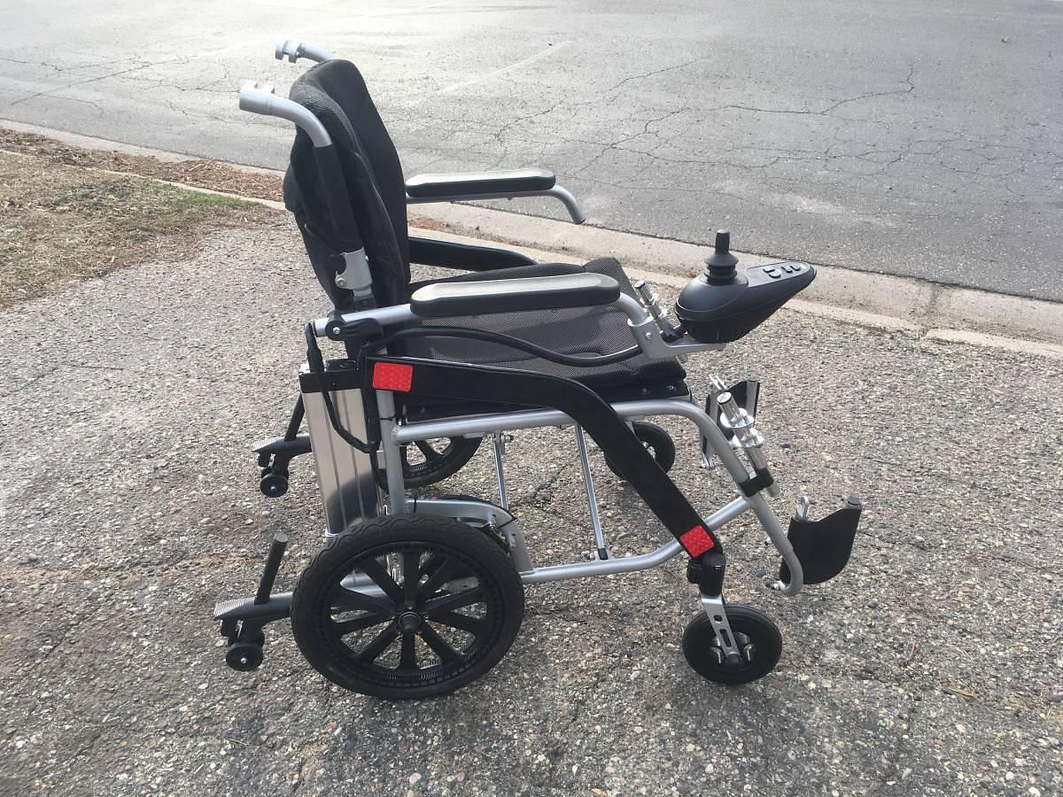Used 2006 Buick Terazza CXL Minivan AWD with Wheelchair Lift