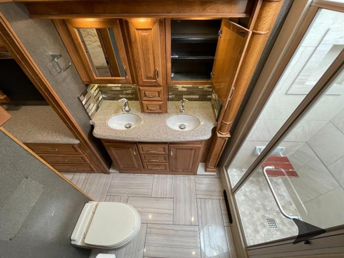 Used 2017 American Coach American Revolution 42P Class A Motorhome