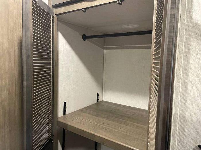 Used 2021 Keystone Cougar 354FLS