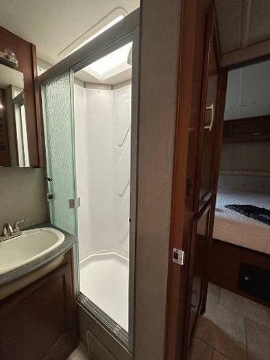 Used 2016 Holiday Rambler Admiral XE 29TT