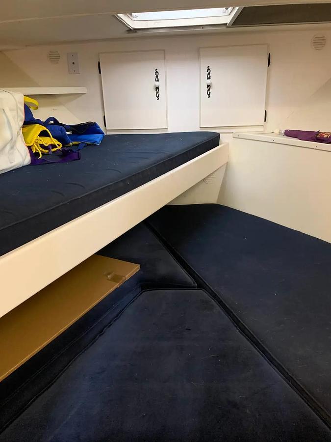 Used 1972 Chris Craft Commander 42ft