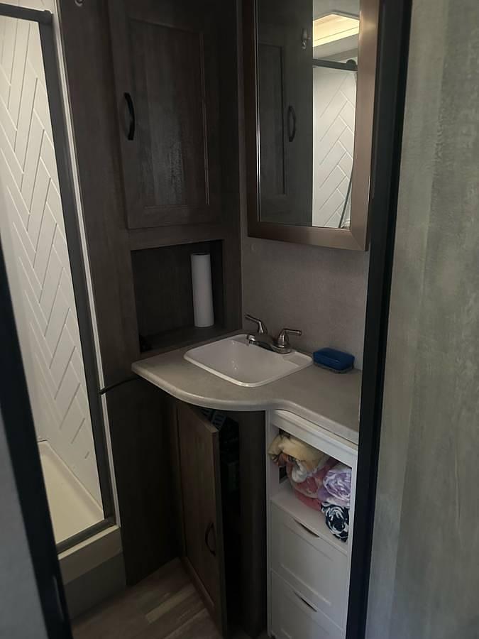 Used 2020 Forest River Vibe 33RK Travel Trailer