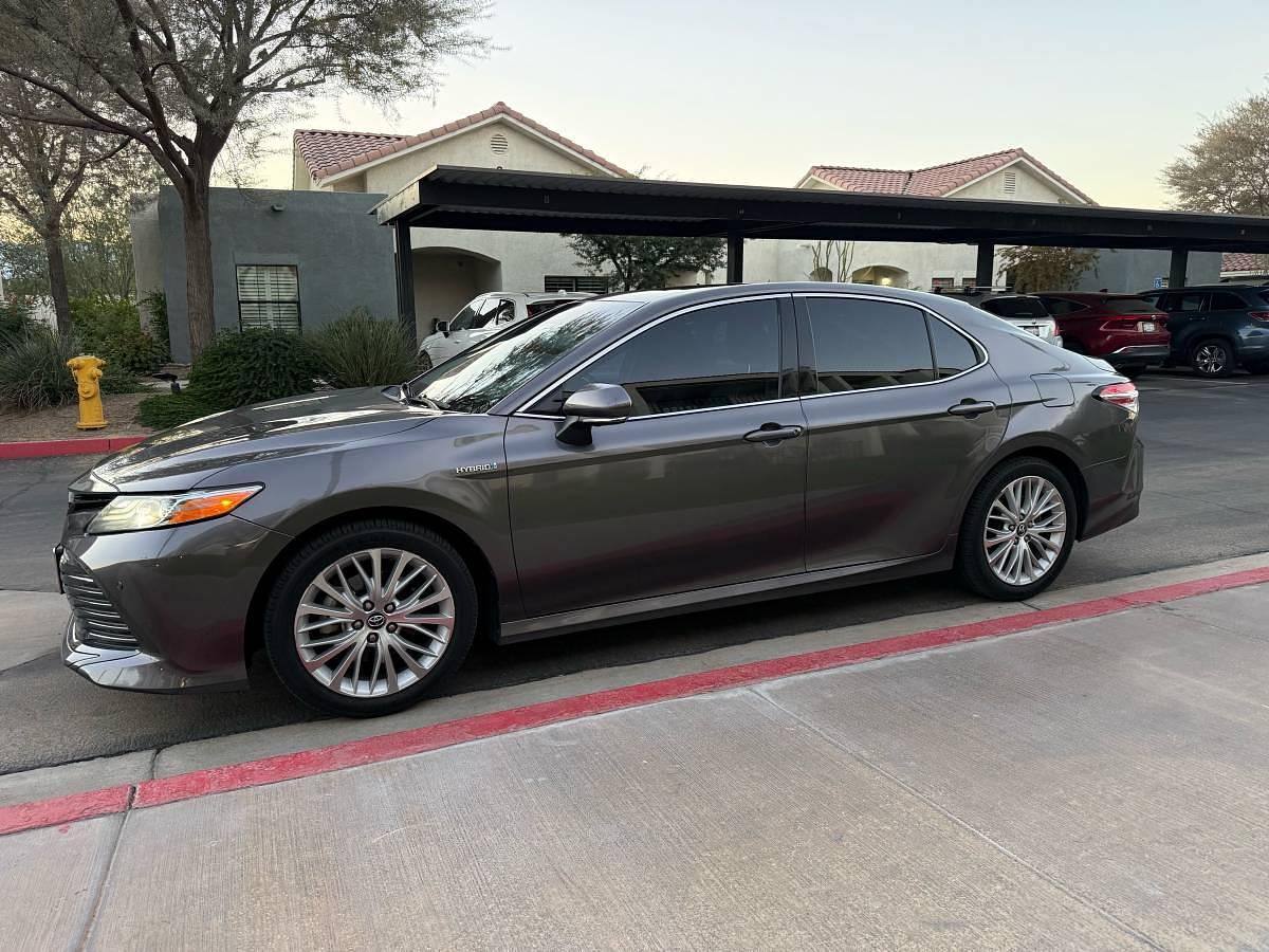 Used 2019 Toyota Camry Hybrid XLE