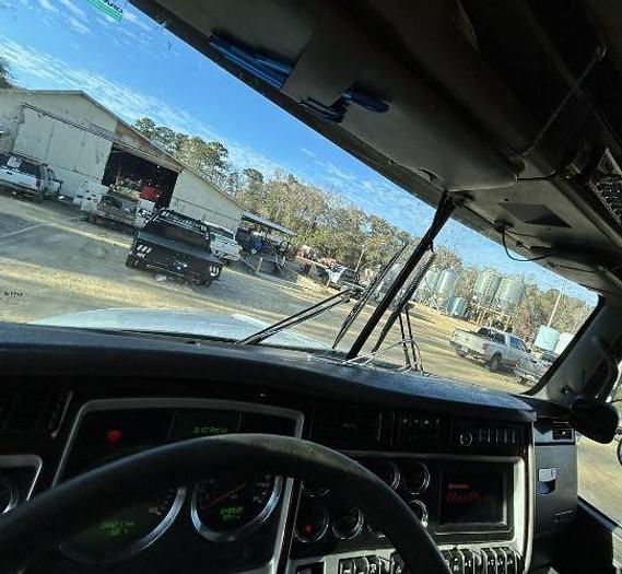Used 2014 KENWORTH T800