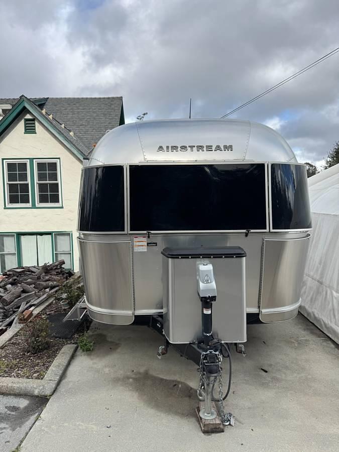 Used 2020 Airstream International Serenity 25RB Travel Trailer