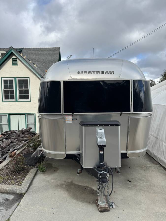Used 2020 Airstream International Serenity 25RB Travel Trailer