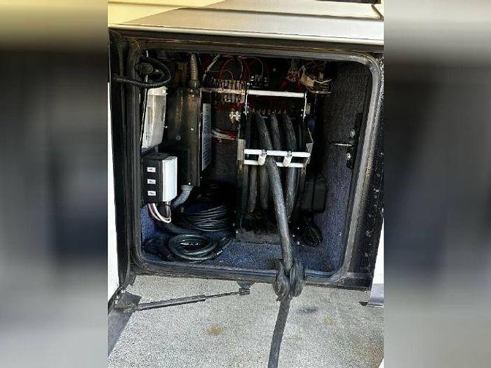 Used 2019 Newmar Ventana 4369