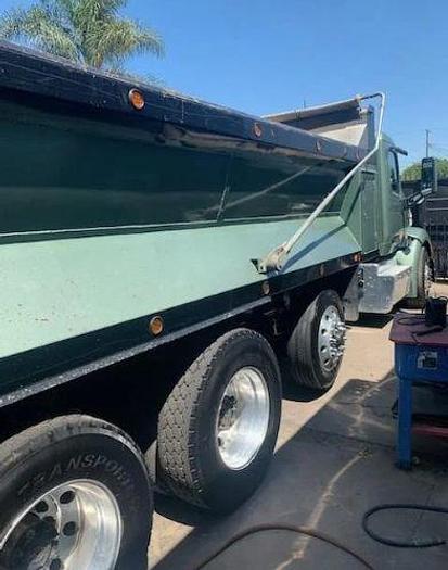 Used 2014 Peterbilt 579