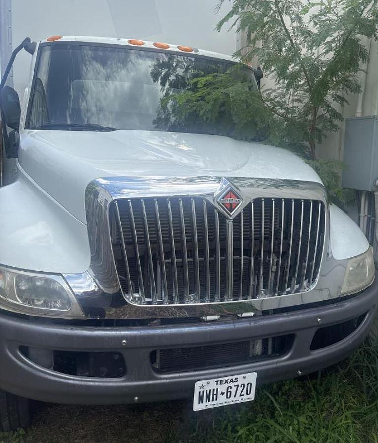 Used 2020 INTERNATIONAL MV Box Truck