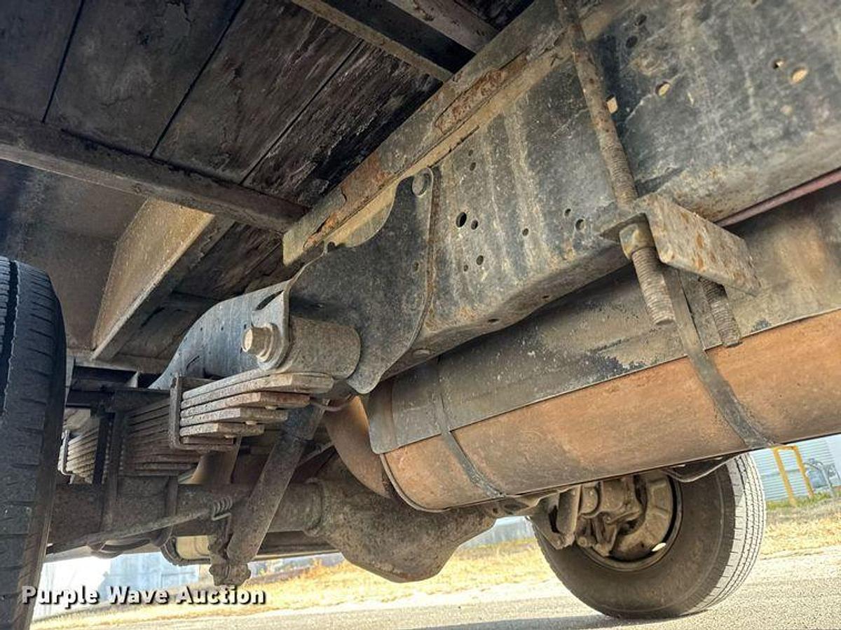 Used 2012 Ford E350 Super Duty Box Truck