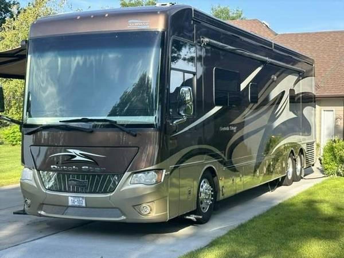 Used 2015 Newmar Dutch Star 4002 Class A