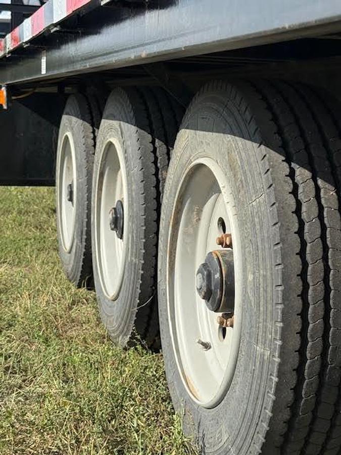 Used 2023 Texas Pride 32' Flatbed Trailer