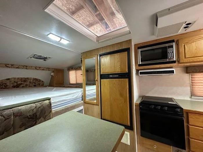 Used 2002 Thor Motor Coach Citation Truck Bed Camper