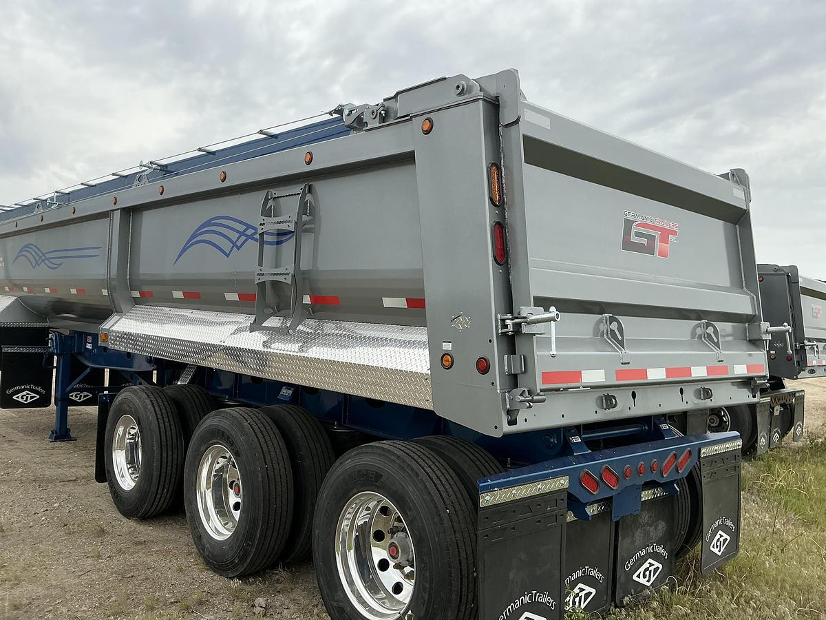 Used 2025 Germanic R30-3200 Trippler End Dump Trailer