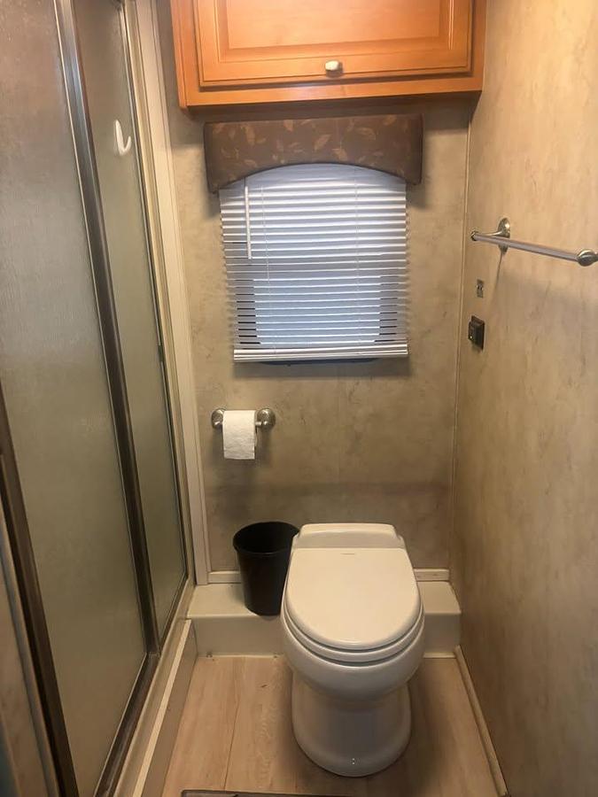 Used 2007 Gulf Stream Coach Friendship G8 8412 Class A Motorhome