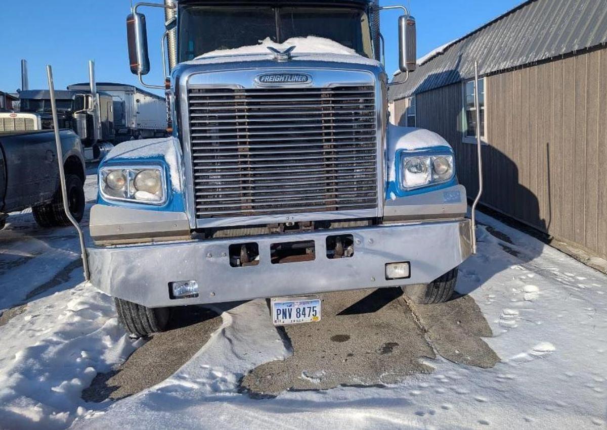 Used 2016 Freightliner Coronado 114