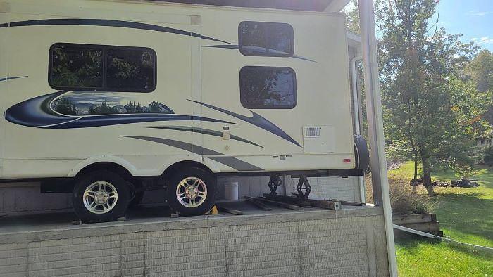 Used 2013 Heartland Wilderness 2250BH