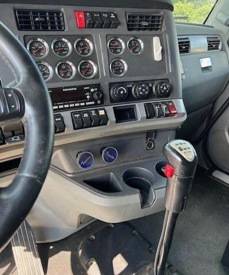 Used 2020 KENWORTH T680 Conventional Sleeper Semi