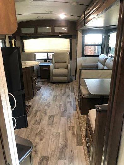 Used 2020 Keystone Cougar 27SABWE