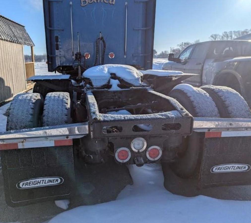 Used 2016 Freightliner Coronado 114
