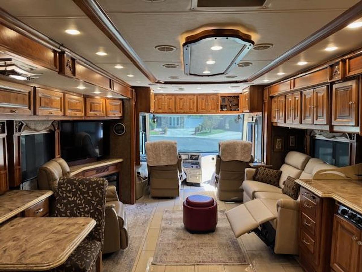 Used 2014 Tiffin Phaeton 40QBH