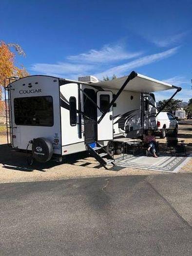 Used 2020 Keystone Cougar 27SABWE