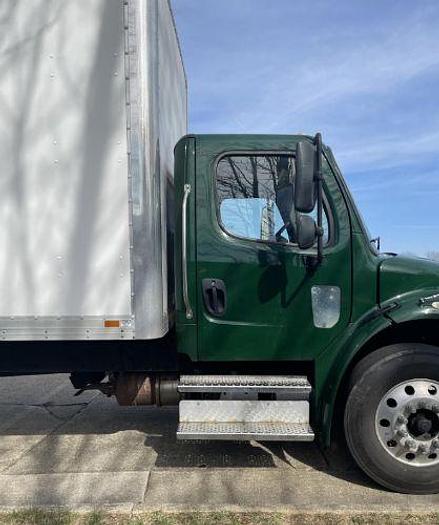 Used 2019 Freightliner BUSINESS CLASS M2 106