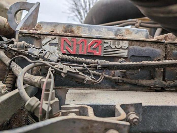 Used 1998 INTERNATIONAL 9400 with Mulch Blower