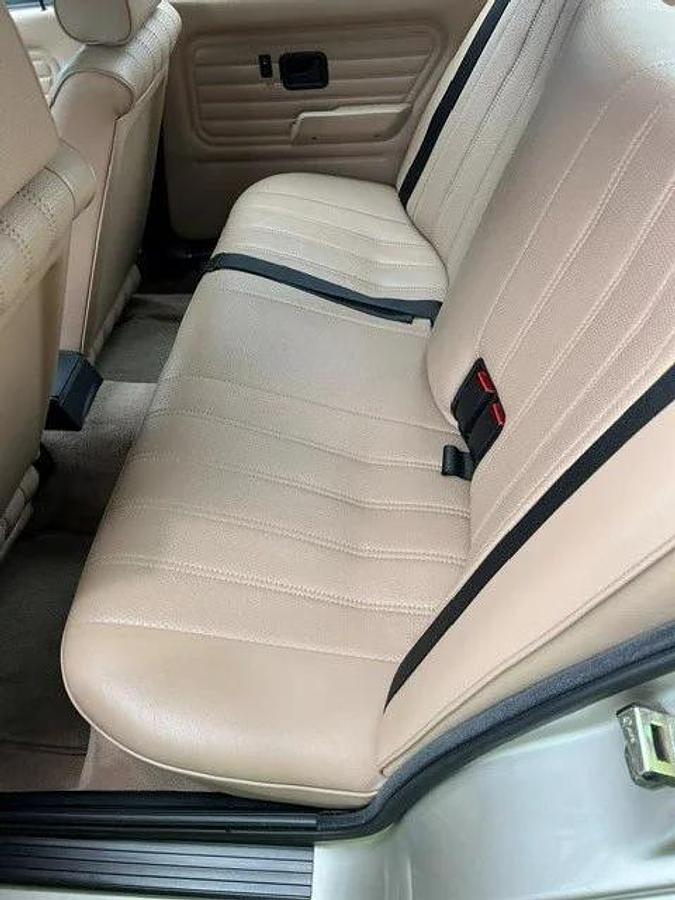 Used 1990 BMW 325i Sedan