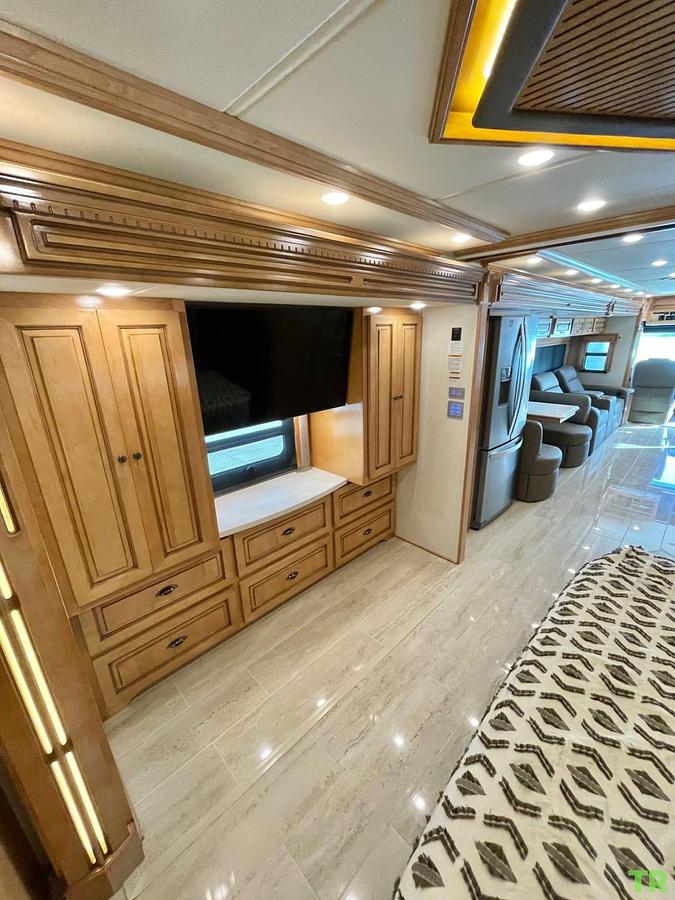 Used 2022 Newmar Dutch Star 4369