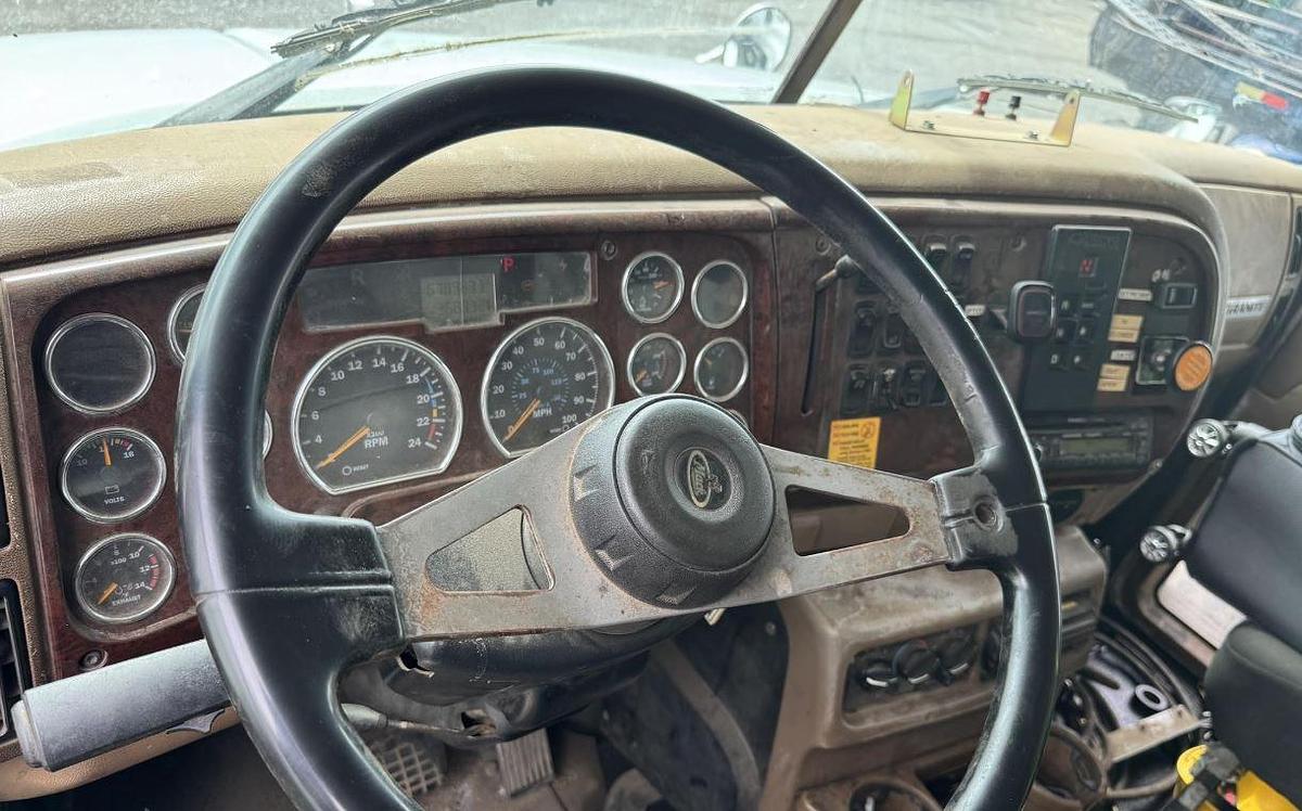 Used 2004 MACK GRANITE CV713 Dump Truck