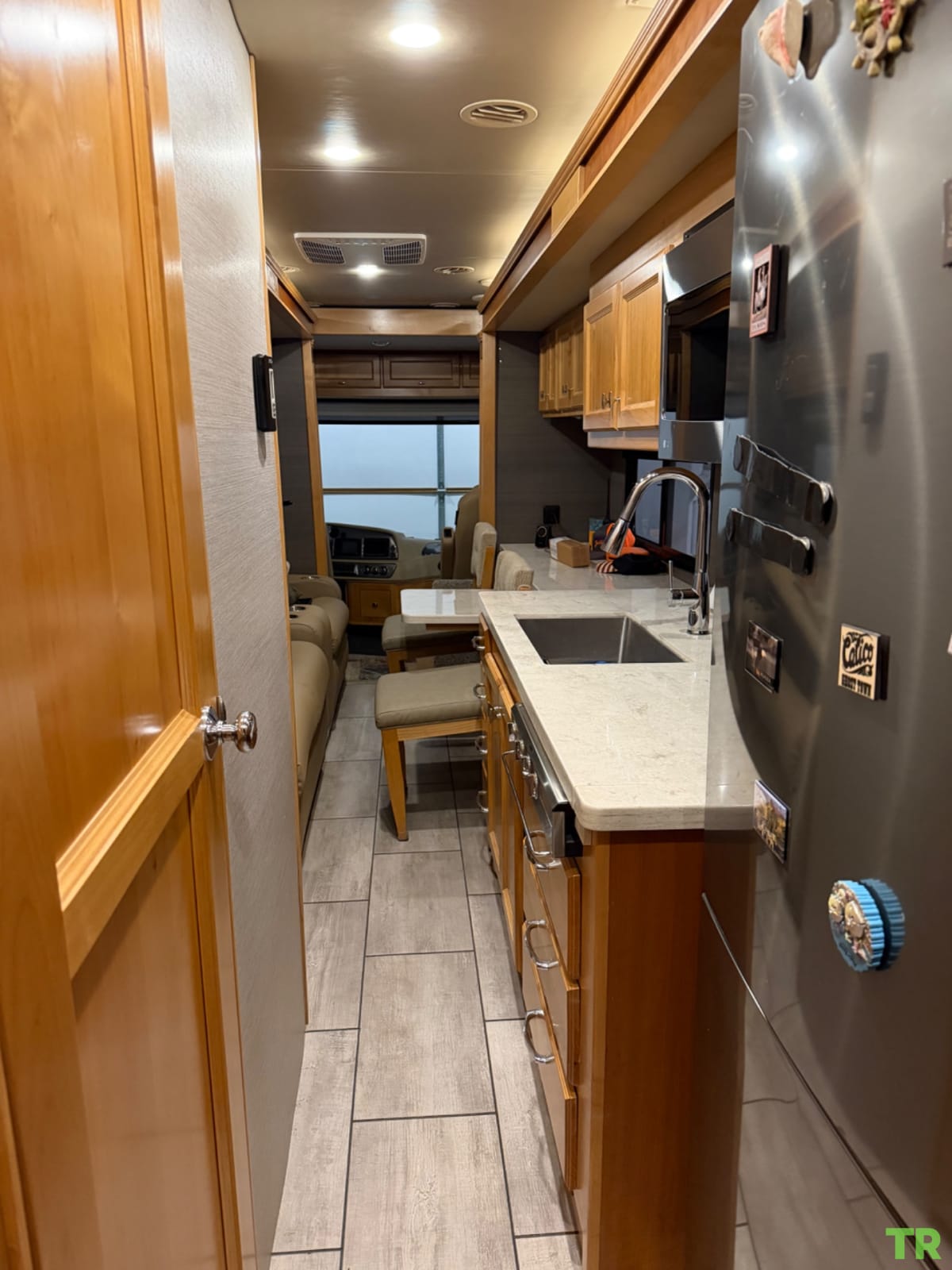 Used 2022 Tiffin Allegro RED 33AL