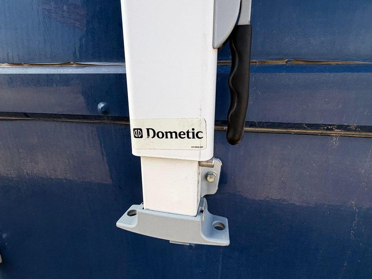 Used 2014 Freightliner LH7 With Trailer