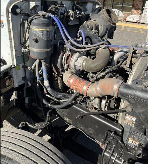 Used 2013 Peterbilt 348 Heavy Rollback