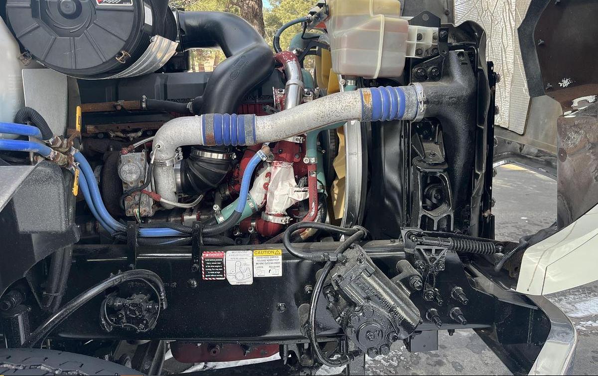 Used 2015 Mack GU813