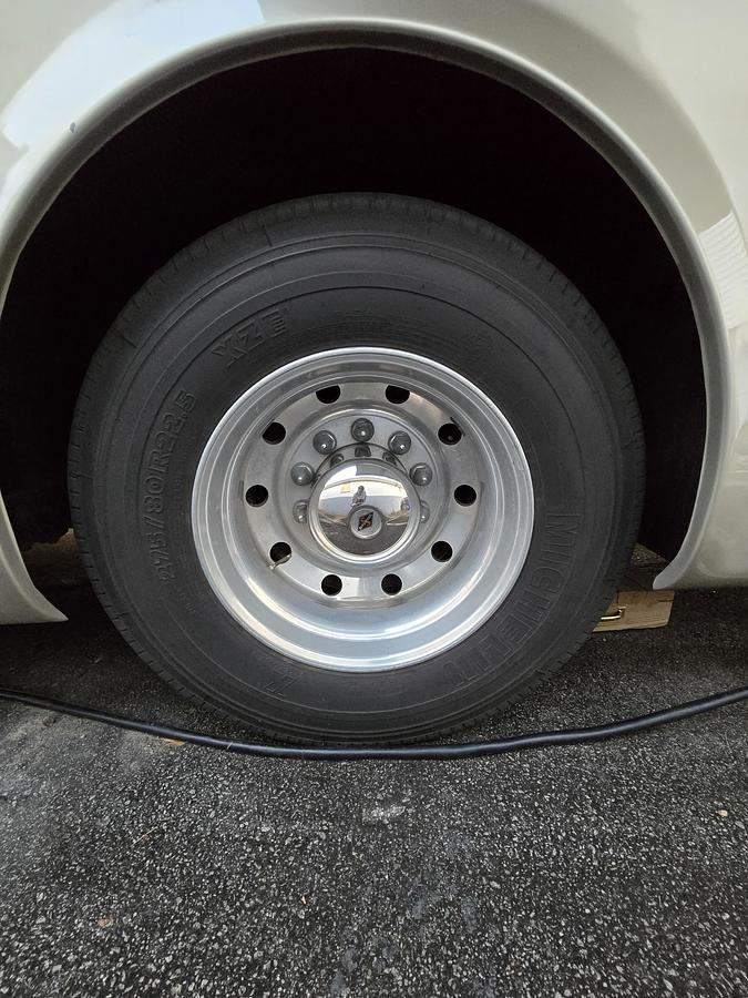 Used 2007 Tiffin Motorhomes Allegro Bus 40QSP Class A Motorhome