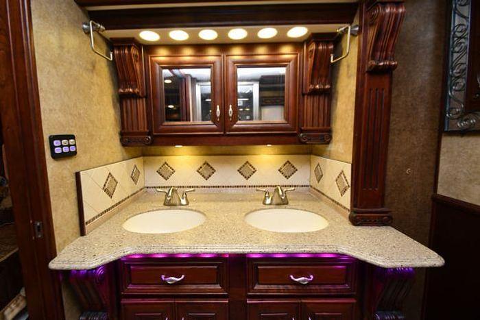 Used 2012 American Coach Heritage 45T