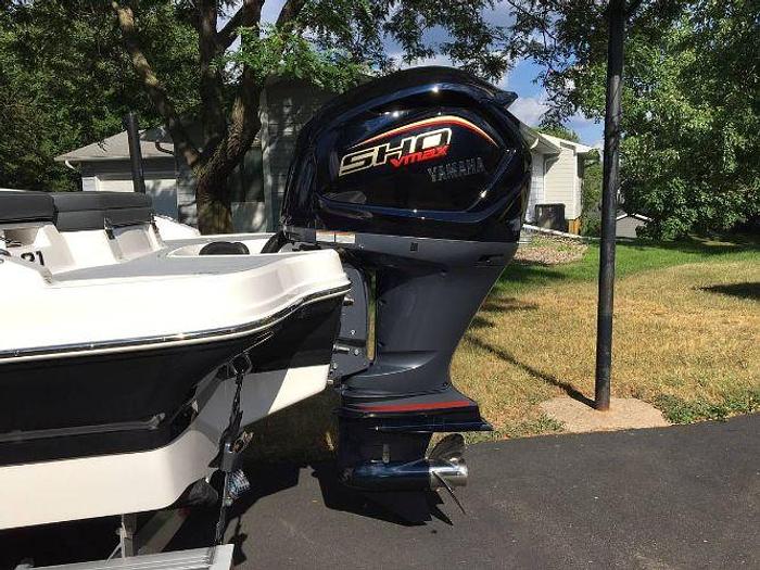 Used 2022 Chaparral 21 SSI OB