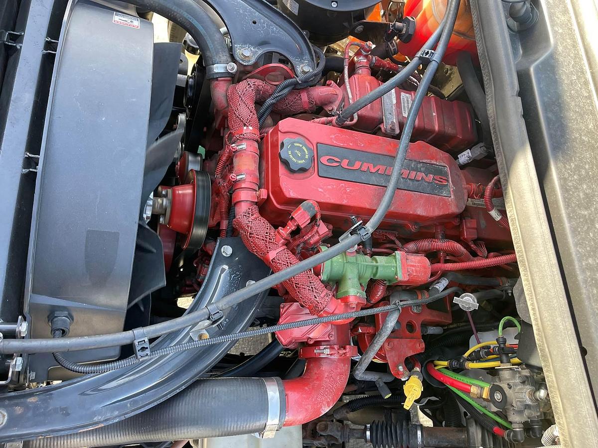 Used 2015 Freightliner M2