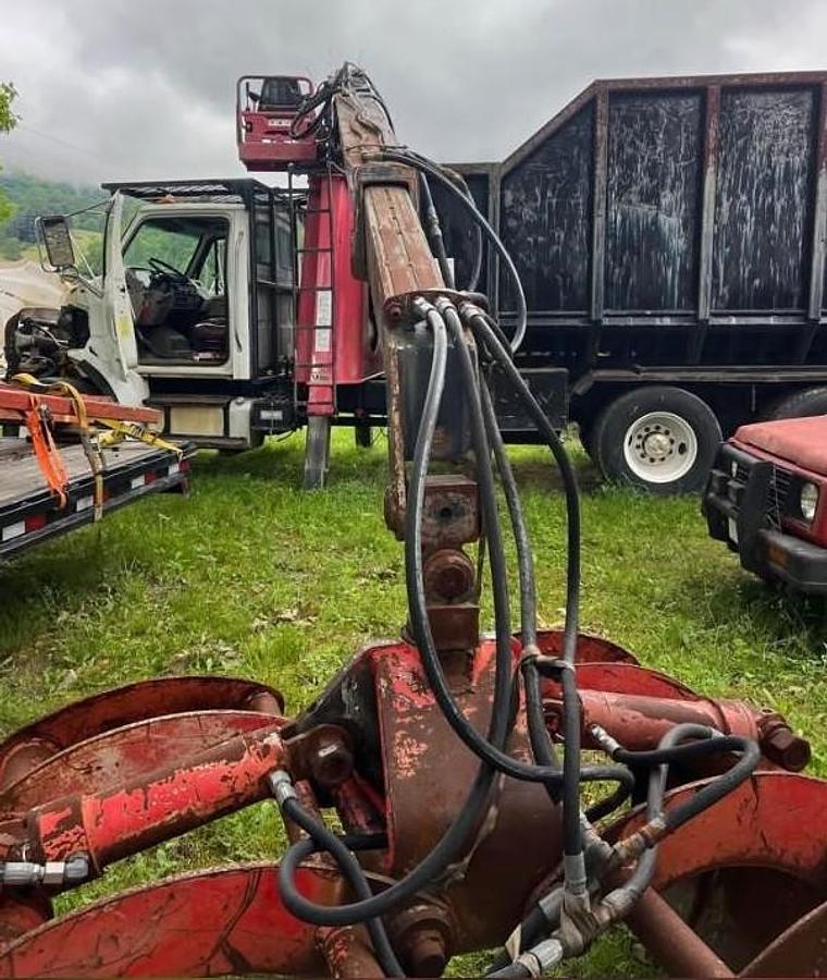 Used 2007 STERLING ACTERRA 8500 Grapple Truck