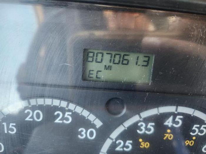 Used 2004 Freightliner COLUMBIA 120