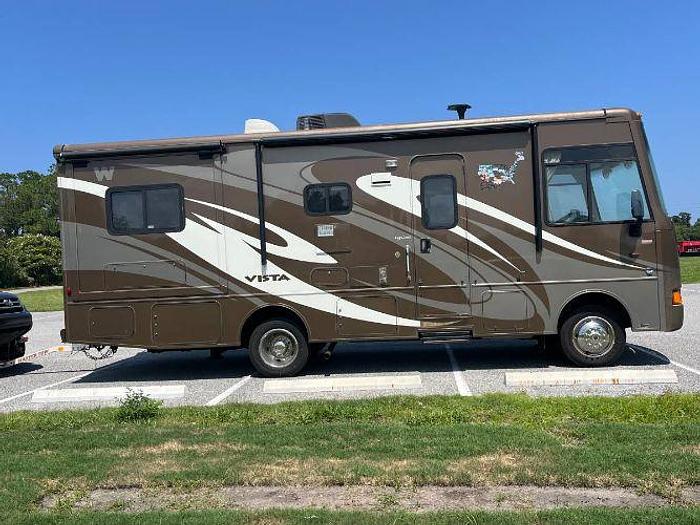 Used 2012 Winnebago Vista 26P